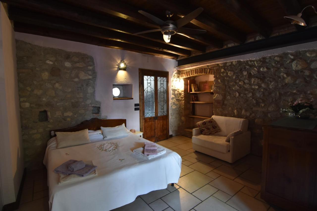 B&B Il Melograno Del Garda Паденге-суль-Гарда Экстерьер фото